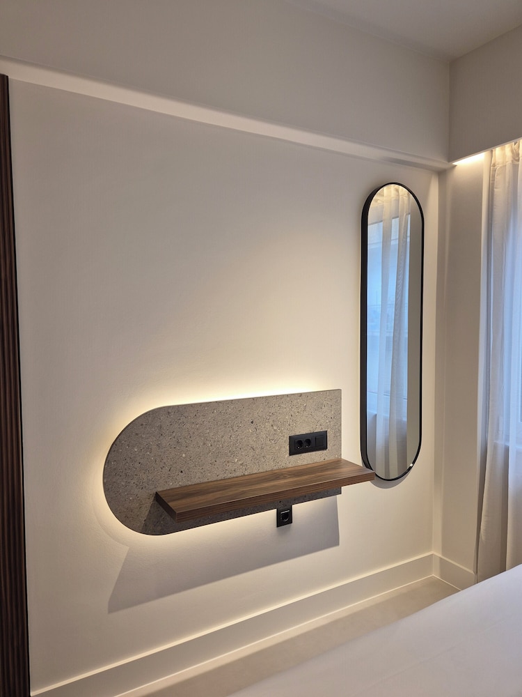 Shape Suites Athens