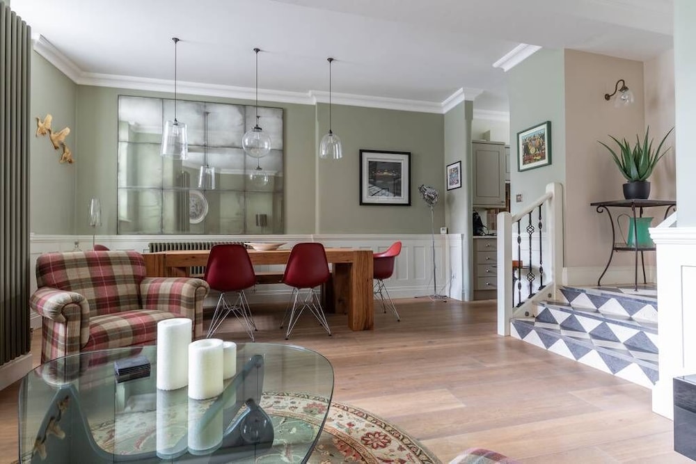 Drury Lane II by Onefinestay