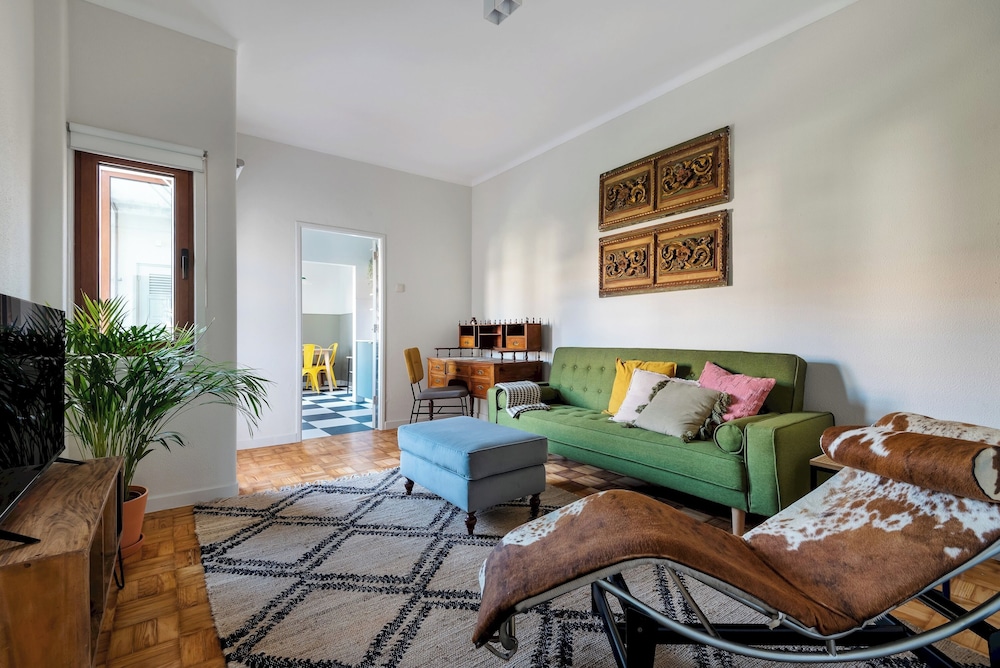 Breinr · Trendy and Spacious 3BR Family Home