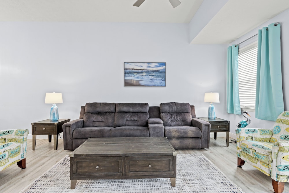 Sago by the Sea: 2-bed, 2.5-bath Retreat Steps From the Beach, Sleeps 7!