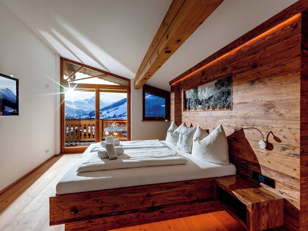 Luxury Chalet 330 m² Sauna, Jacuzzi & Mountain View