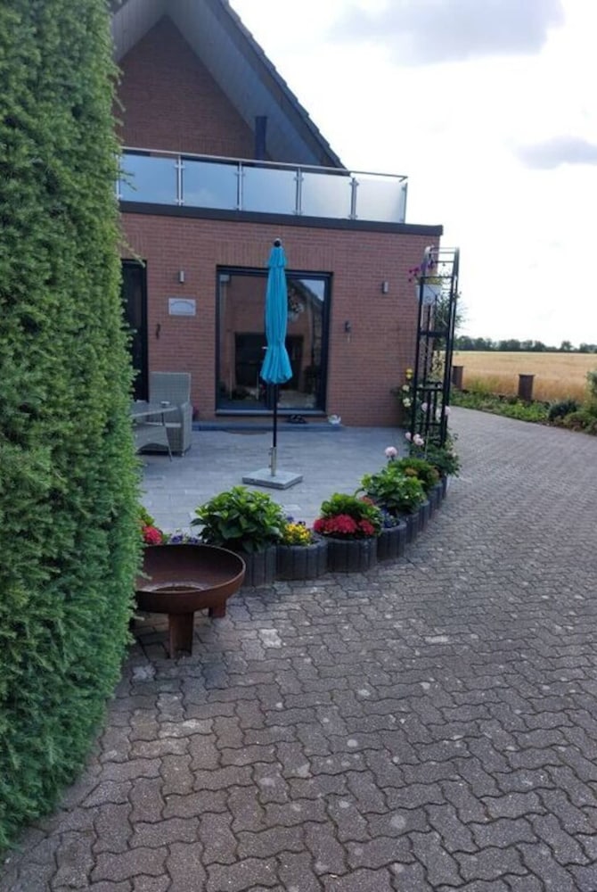 Garden Magic Comfortable Holiday Residence