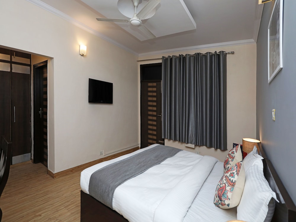 OYO 11761 WhitePod Inn