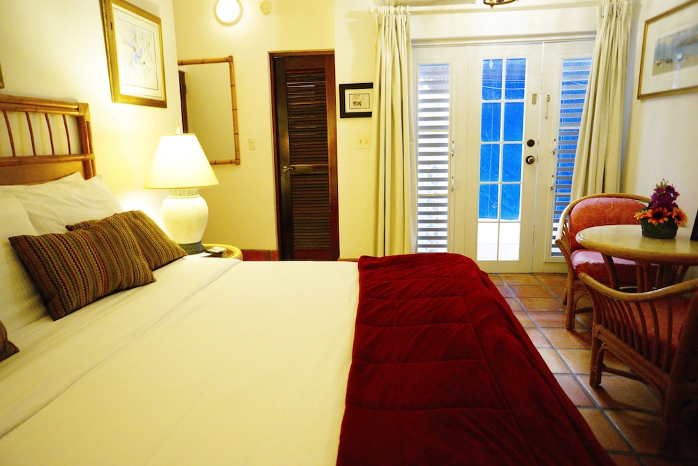 At Wind Chimes Boutique Hotel - Property Image 12