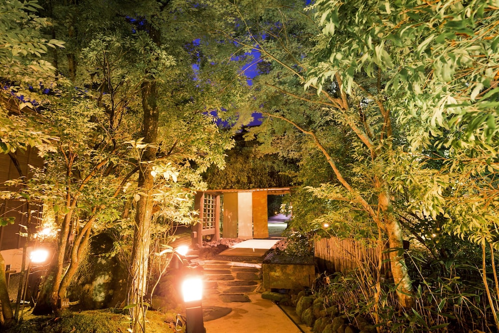 Kurokawa Onsen Satonoyu Waraku