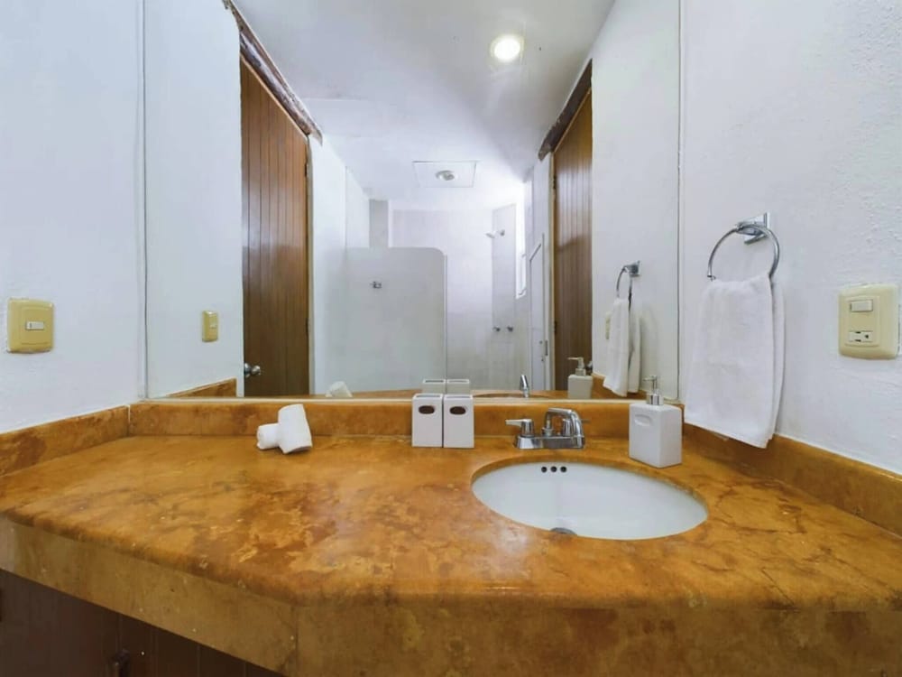 Stylish 1BR Apartment With Private Terrace in Playa del Carmen