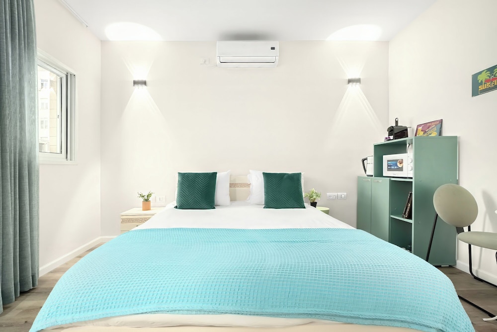 Netanya Beach & Pool Stay by Sea N' Rent