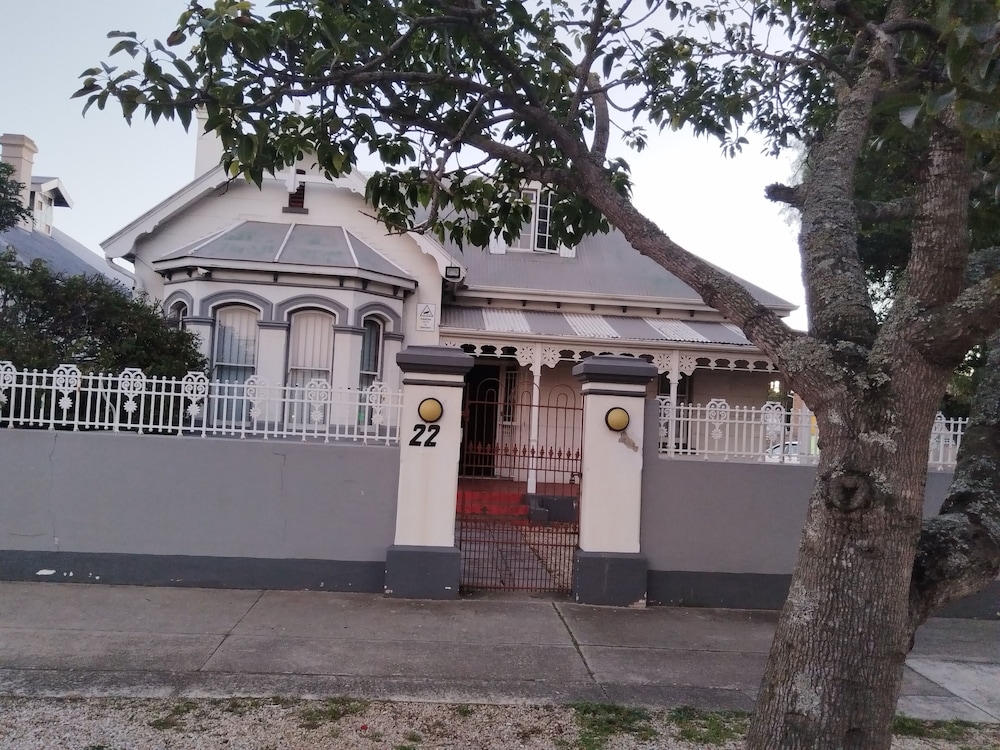 OCCIDENTAL GUESTHOUSE