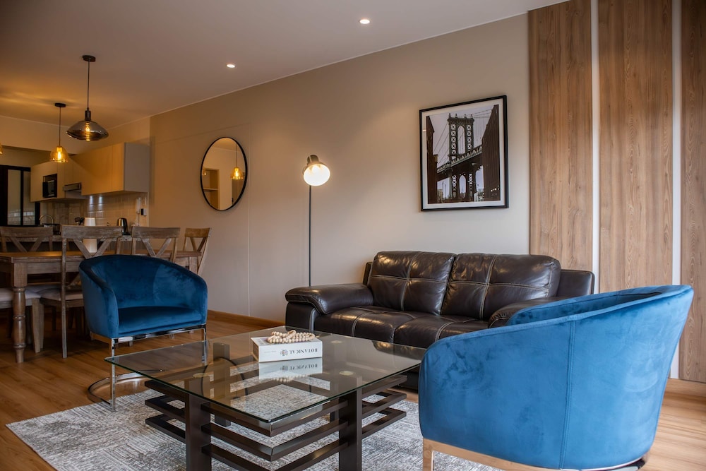 Charming 3BR w Amazing Pool in Miraflores
