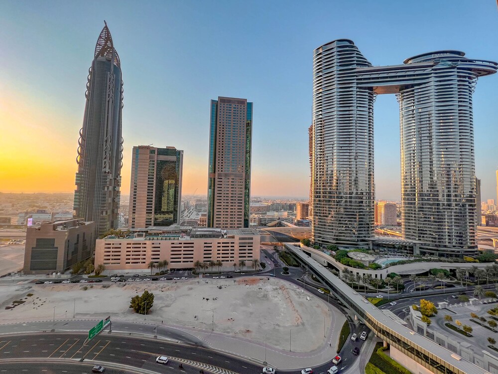 Cosmos Living Downtown Dubai