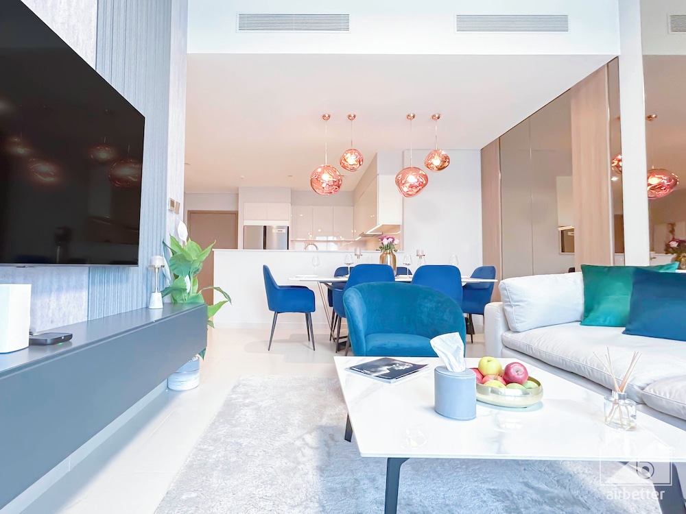 Spacious 3.5 Bedroom Apartment in Burj Royale