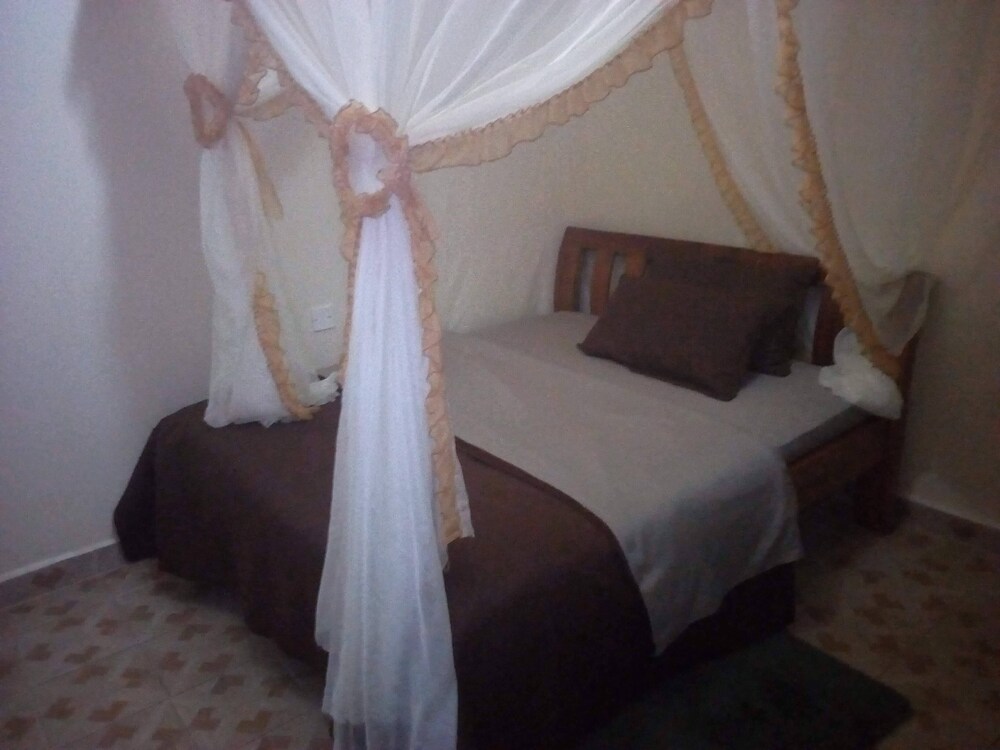 King Wise Guest House view 4