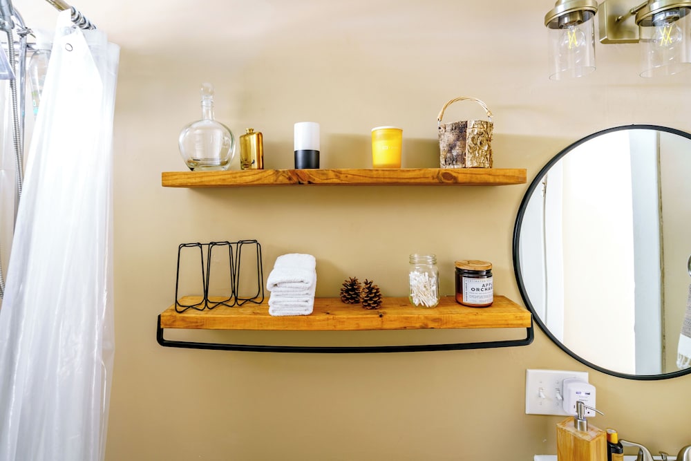 The Parkside by Jungle House – Short North Boutique Suites