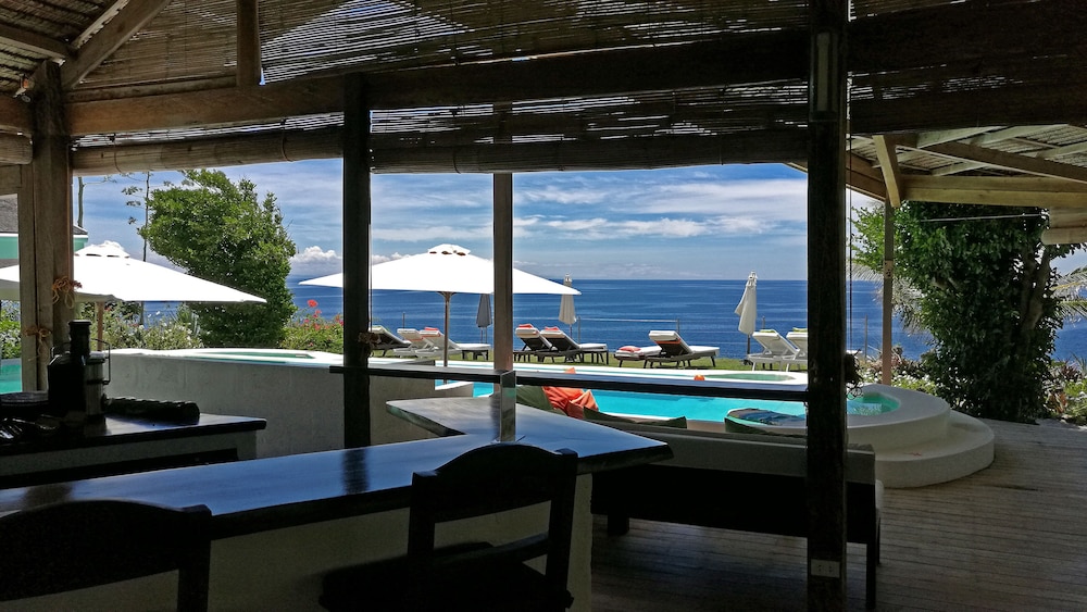Kawayan Holiday Resort