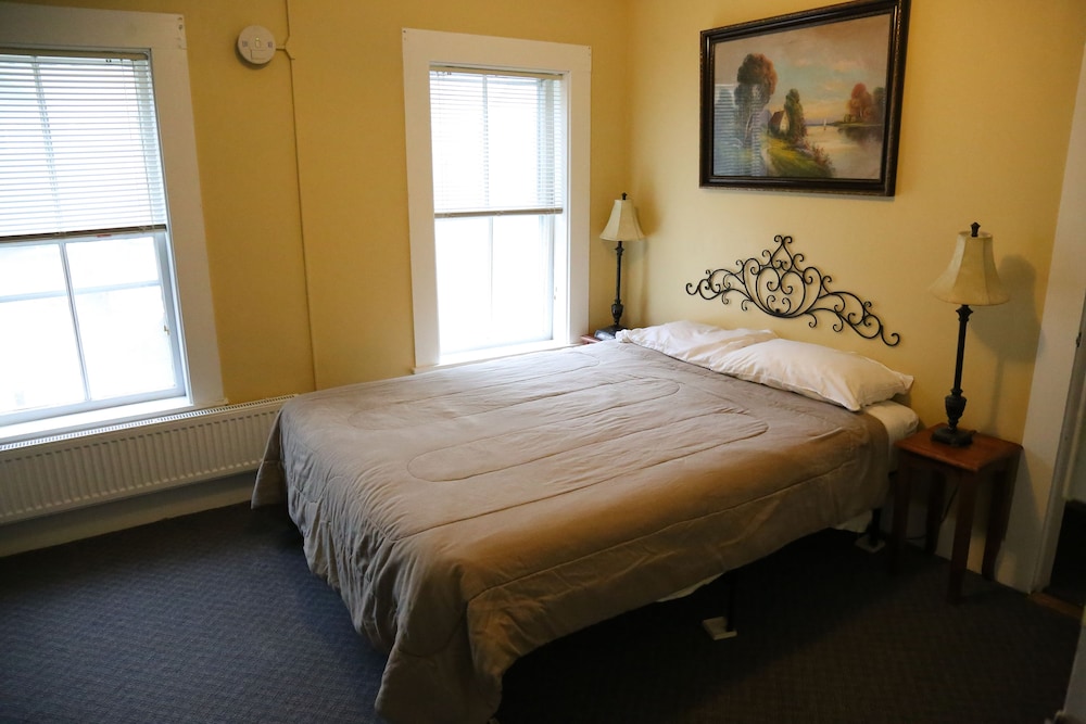 Plymouth Vacations - Salt Ash Inn - Property Image 36