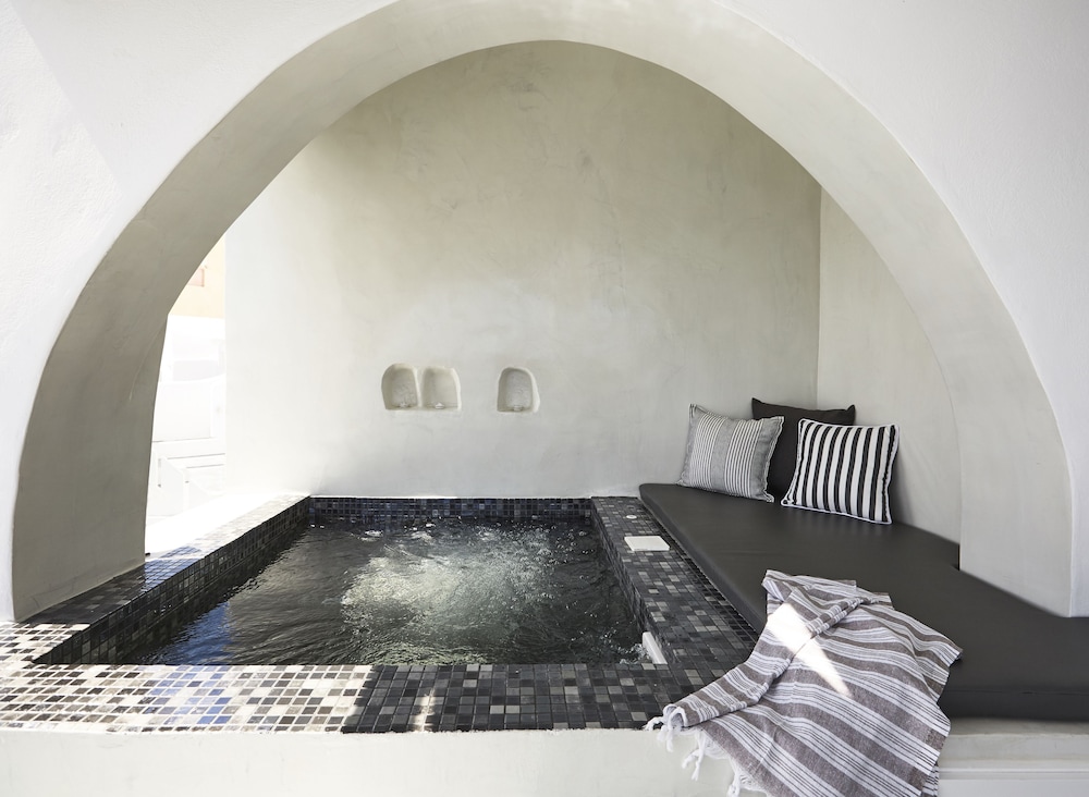 Helianthus Suites
