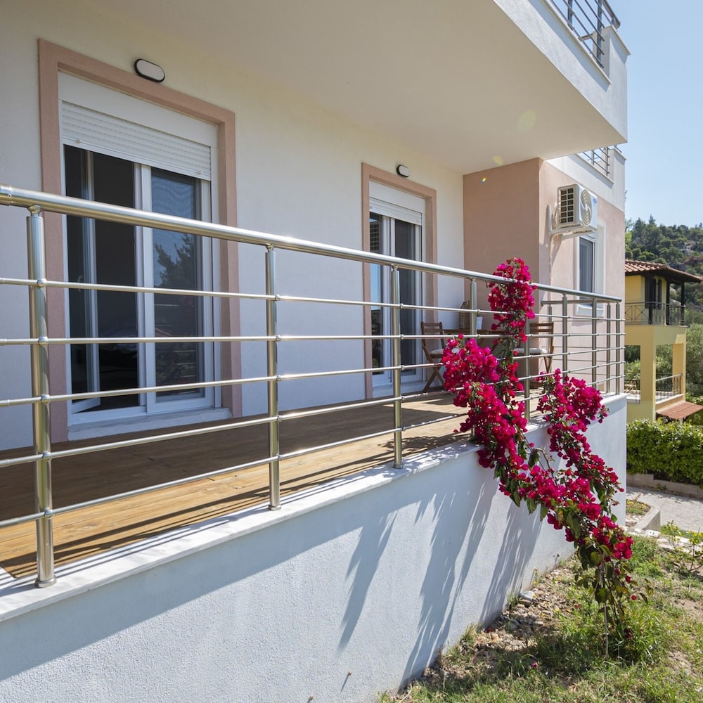 Petra Apartment Elaia by Rentalspro view 5