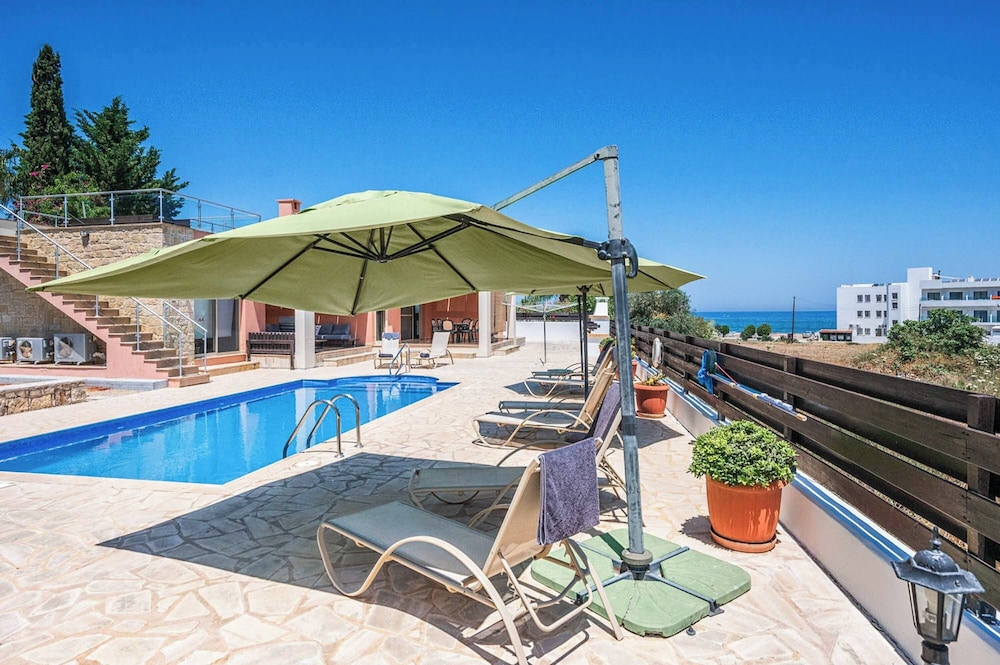 Villa Thalassa Hideaway