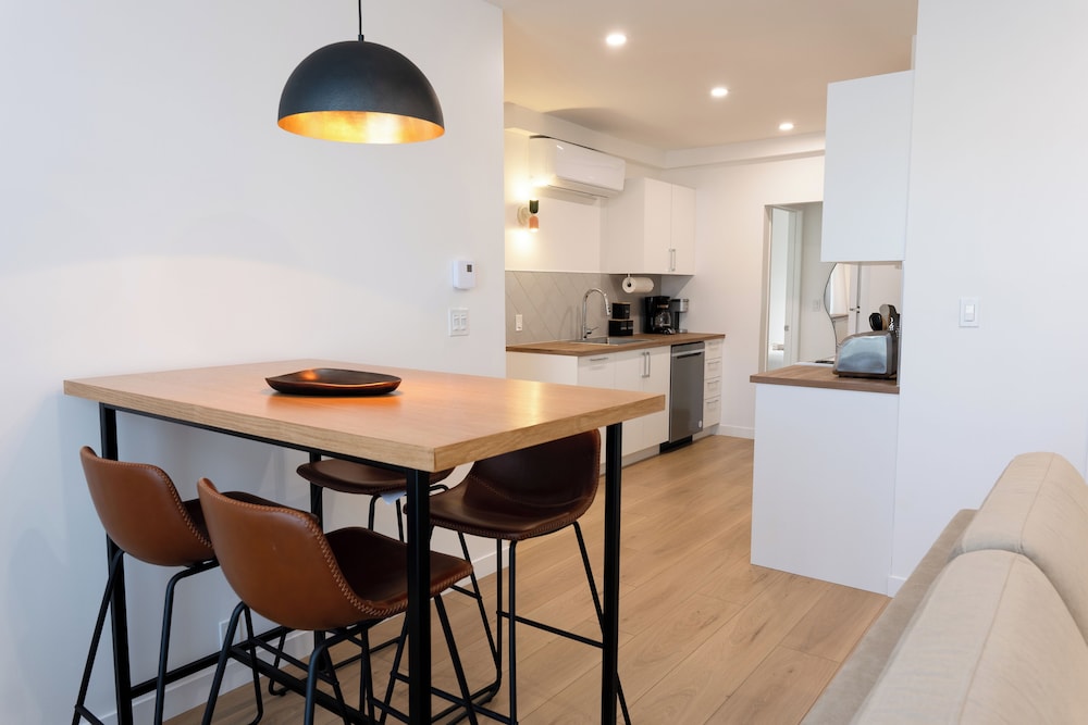 Unique Stays - 4114 St-Denis