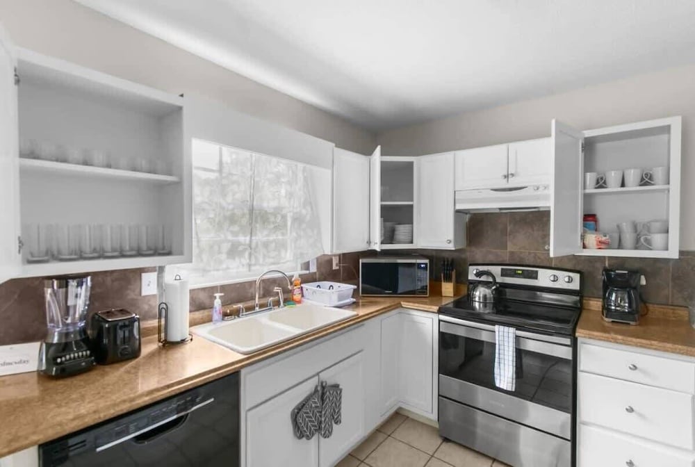 Miami Family Friendly in Forestdale