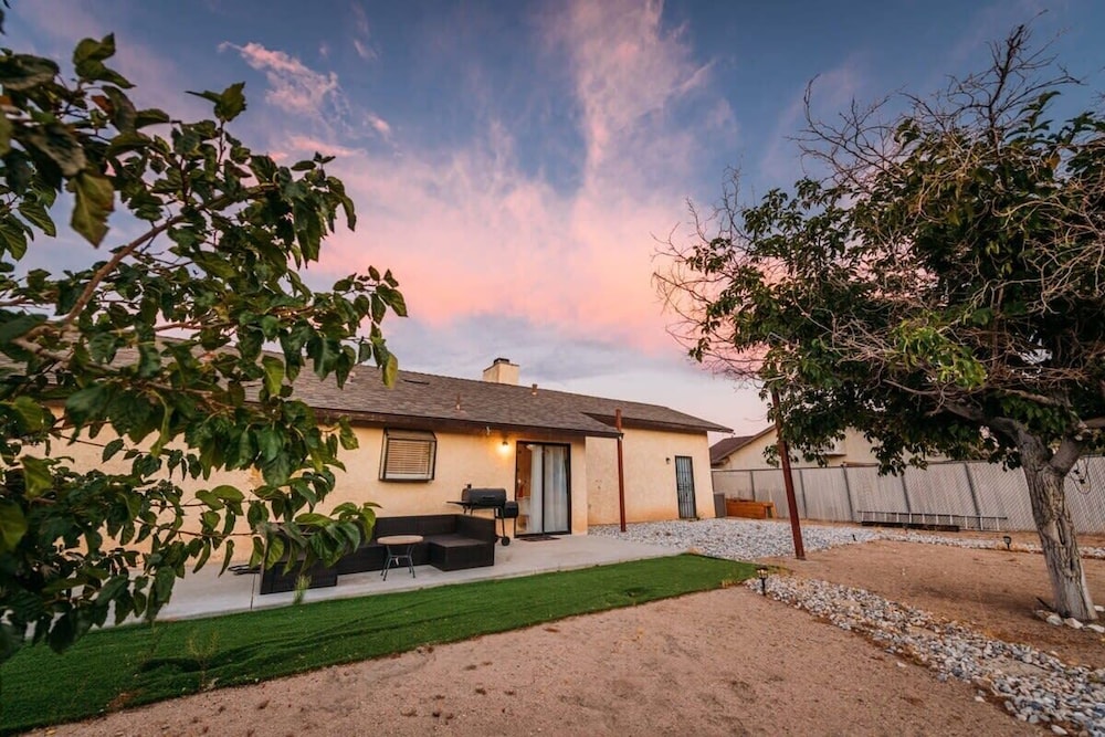 @marbella Lane - Stargazing Desert Oasis
