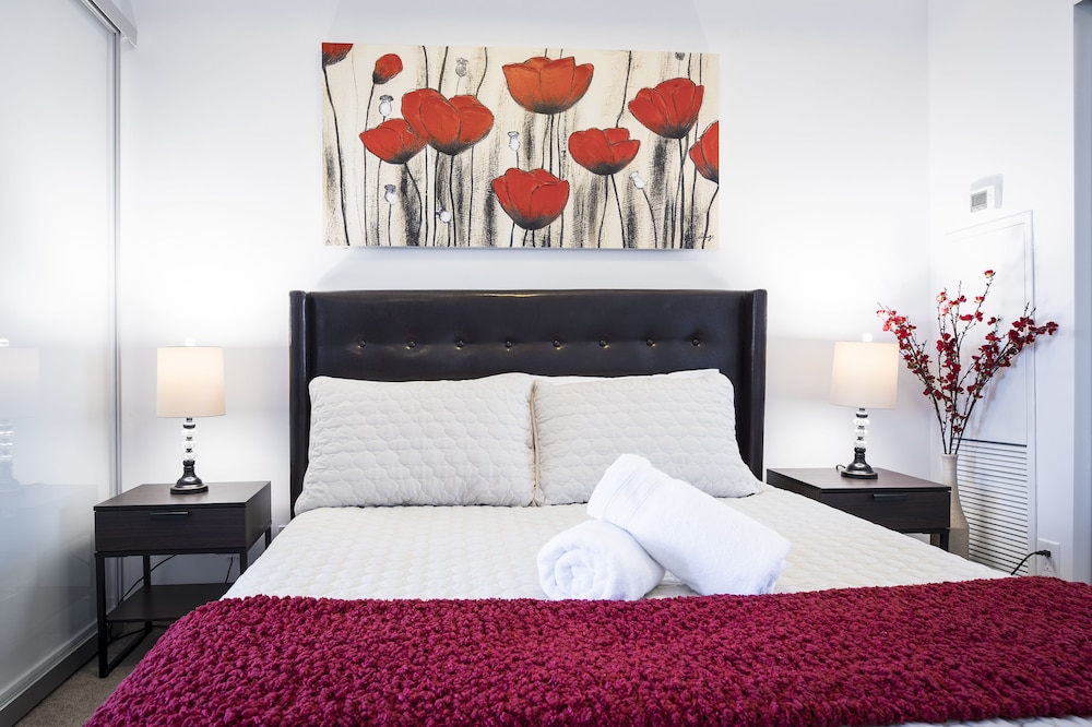 Royal Stays Condominiums - Downtown - Image 3