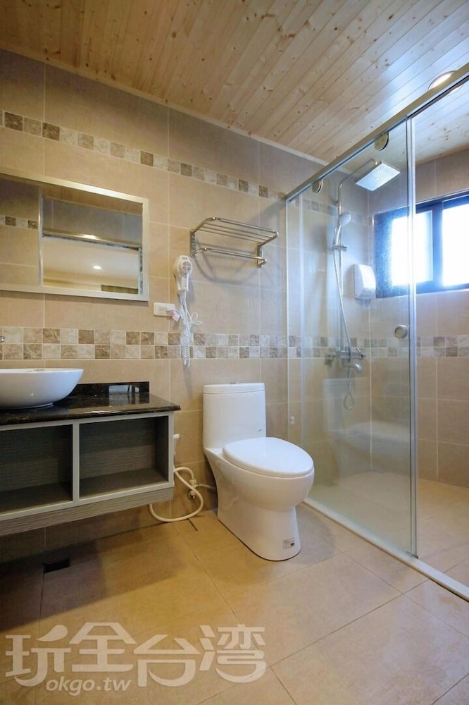 Photo 27