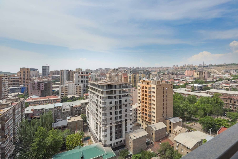 Stay Inn on Koghbatsi Str. 16