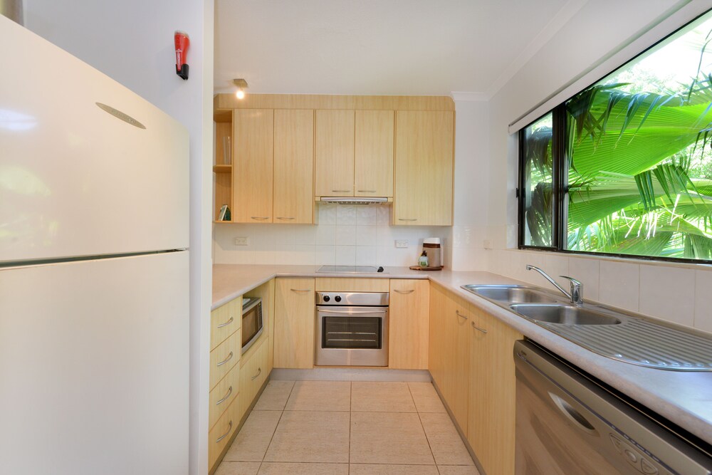 Tropical Reef Apartments Port Douglas
