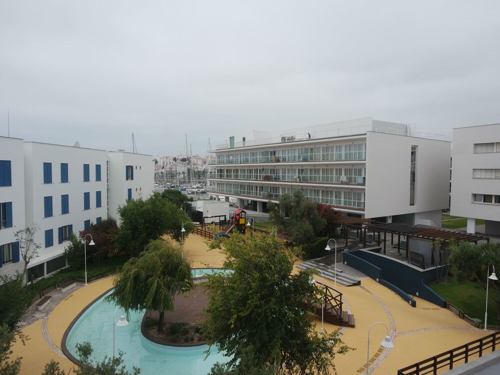 B19 - Marina Club Apartment