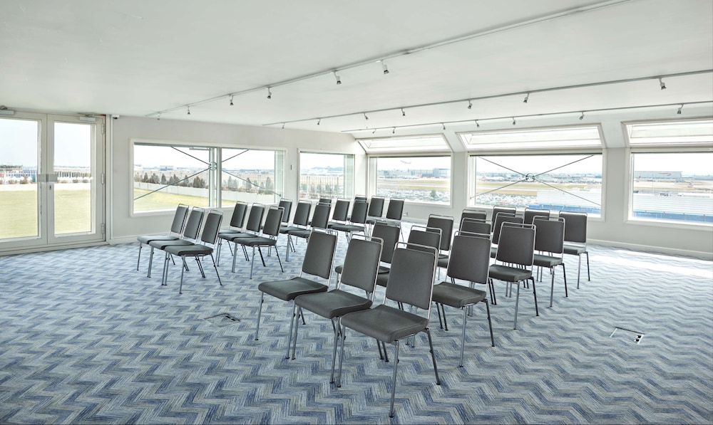 West Drayton Vacations - Hyatt Place London Heathrow Airport - Property Image 10