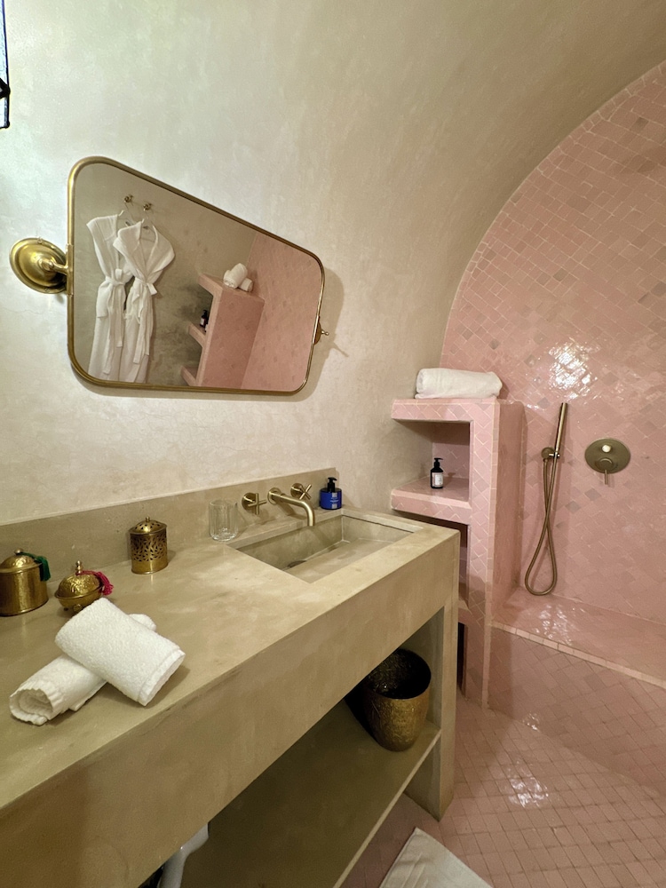 Riad LallaBaya