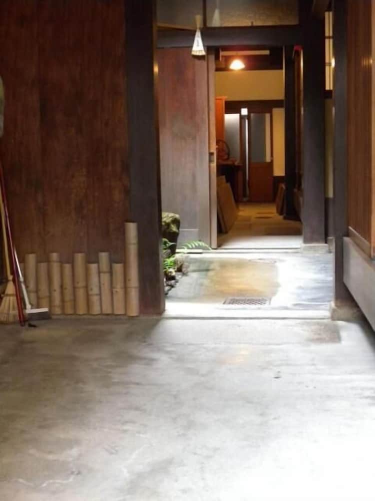 Guesthouse KINGYOYA - Hostel