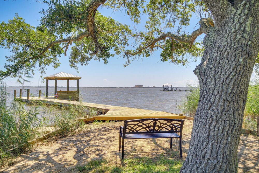 Historic Biloxi Bay Cottage w/ Beautiful View view 4