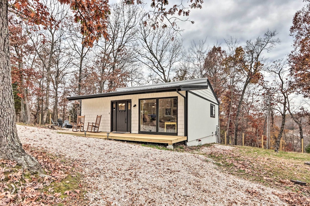 Cottage w/ Grill & Fire Pit in Osage Beach! view 4