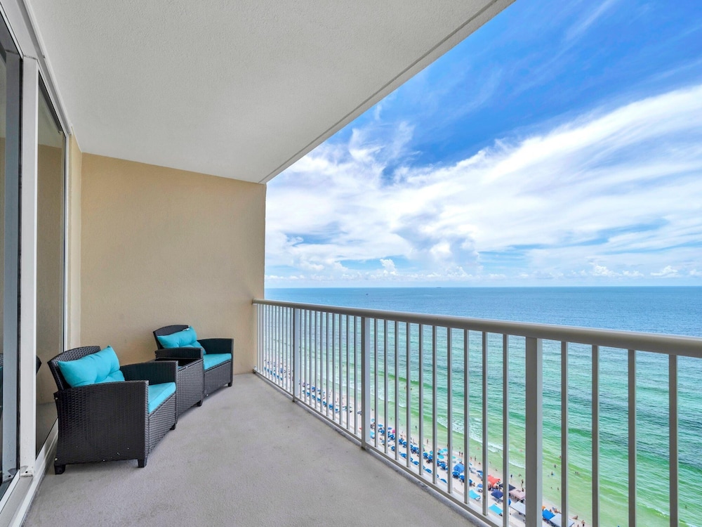 Majestic Beach Towers 1-1909