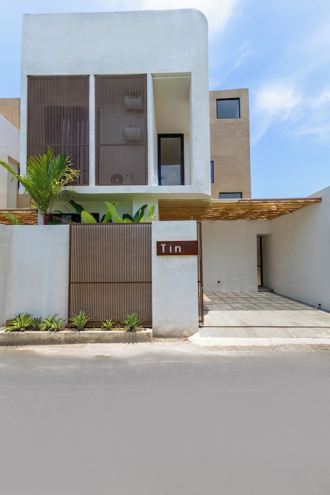 Villa Tin by Pertama Management