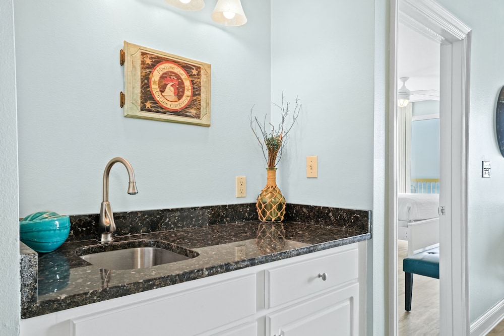 Calypso Beach Resort by Panhandle Getaways