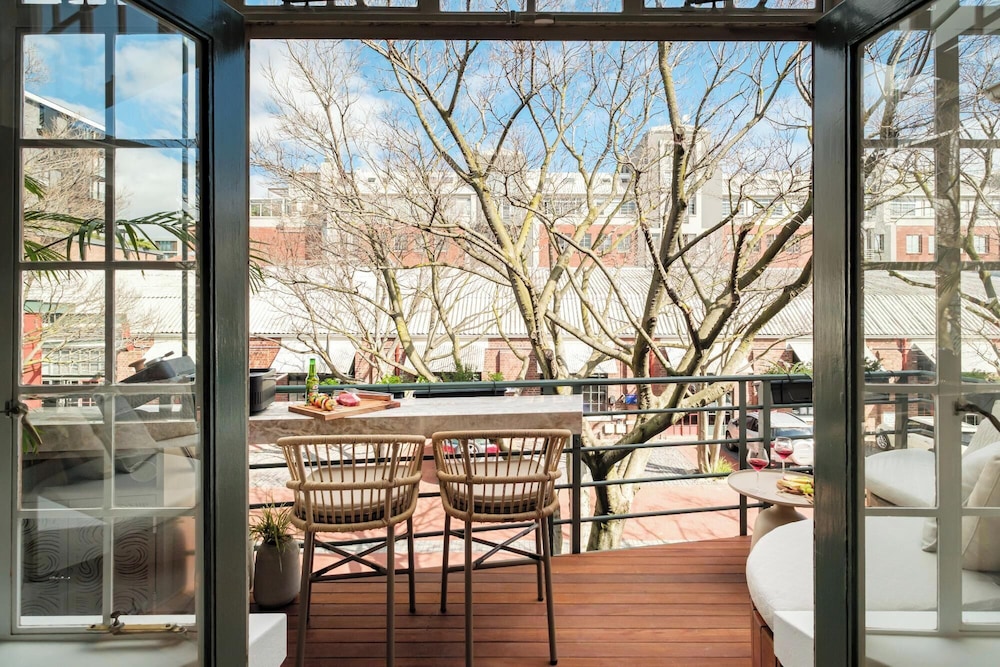 Luxury Loft 3 Ensuites Prime Cape Town Location