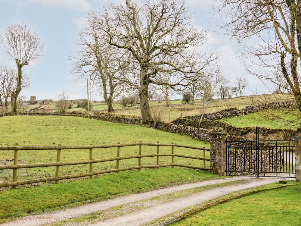The Old Cowsheds