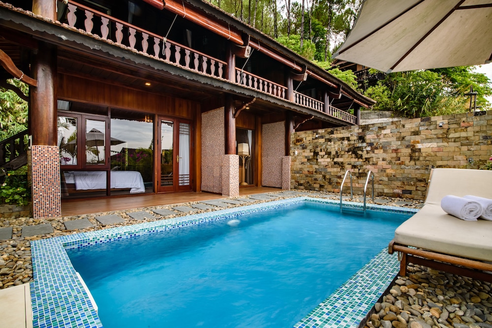 Sankofa Village Hill resort and Spa