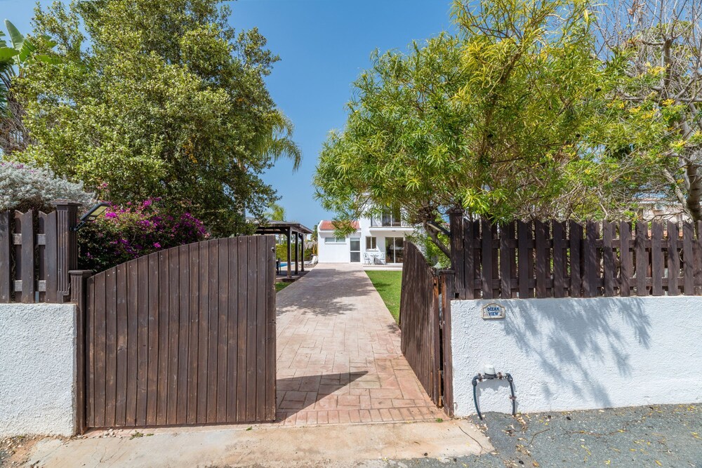 Thekla Oasis Villa in Ayia Napa