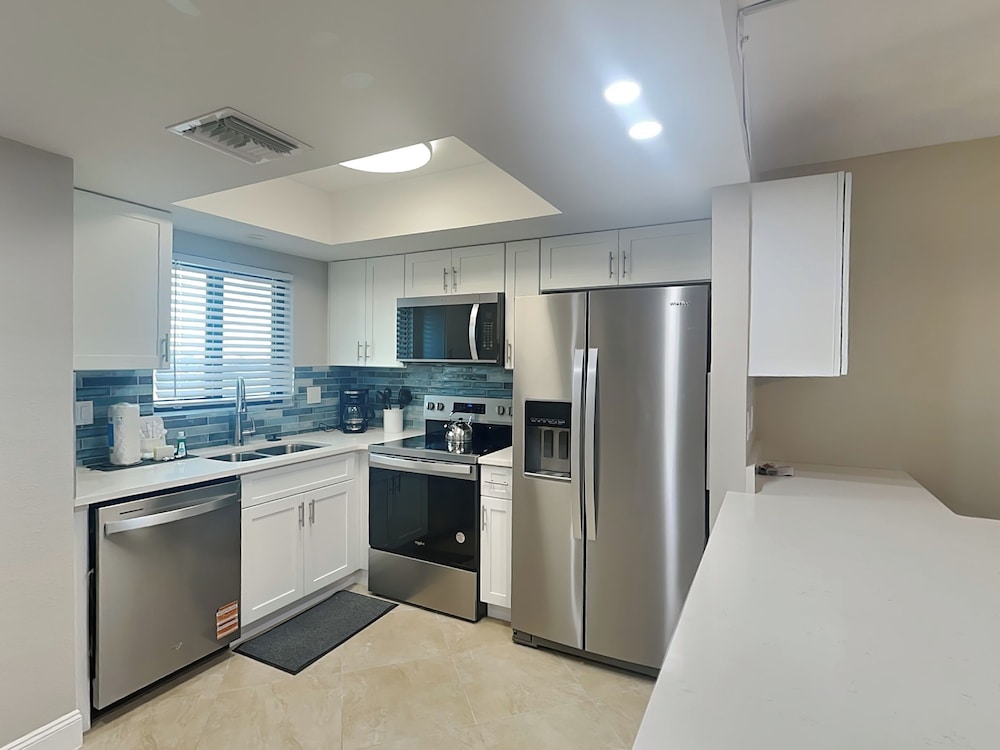 Seaside 3 by Distinctive Beach Rentals
