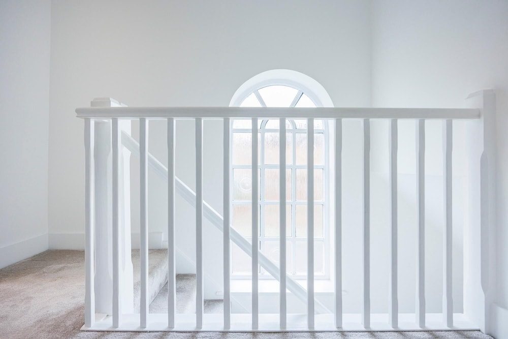 Stylish 3-bed Home in East London Free Parking