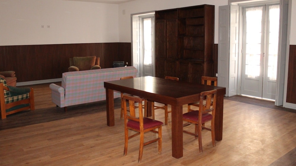 Be Coimbra Hostels → Be Coimbra Jugendherbergen — photo 4