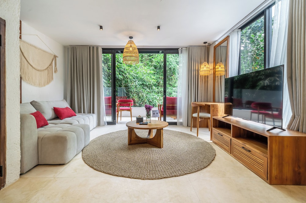 Sacred Jungle by EVDEkimi Ubud – Modern Villas and Apartments with Kitchens, Pools, & Personalized Concierge Service