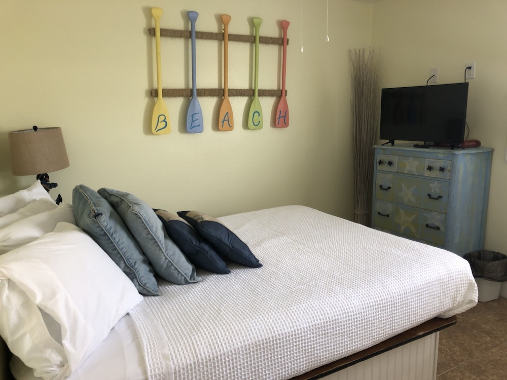 Beachgate Condo Suites And Hotel 121 1 Bedroom Condo