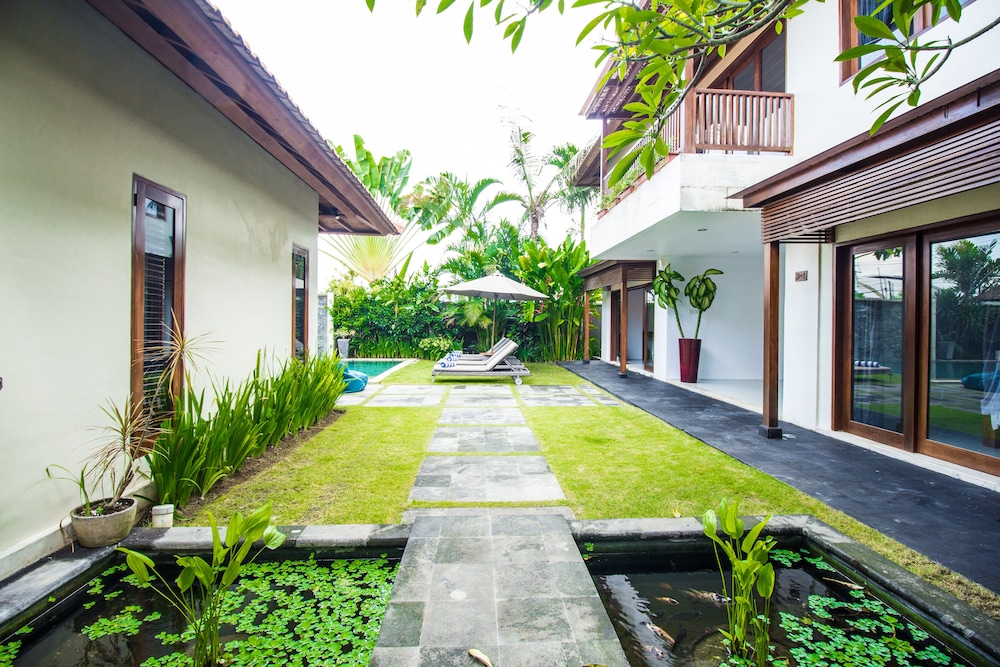 Amore Villas