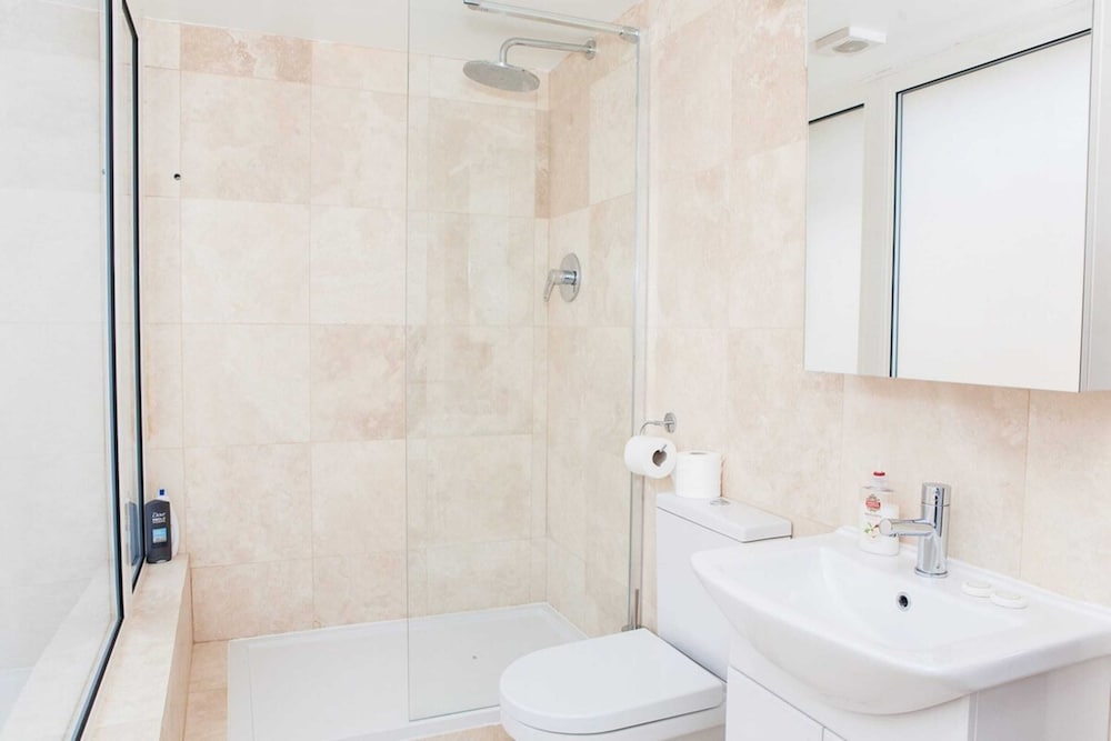 4 Bedroom Flat near London Eye