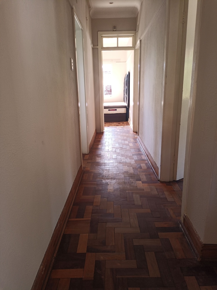 JM TOURS & SAFARIS GUESTHOUSE
